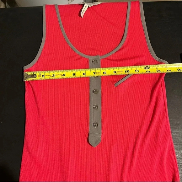 BCBGeneration Tank Top Size XS Cerise Pink With Grey Trim And Accents - Picture 9 of 10